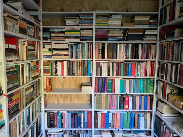 De toren van Babylon in boeken